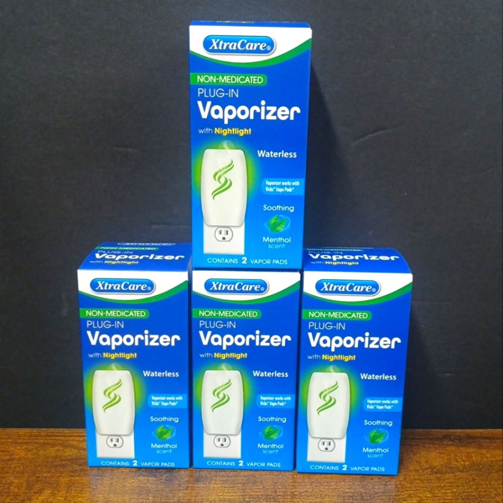 Lot of 4 XtraCare Plug-In VAPORIZER w/ Nightlight, Waterless, Uses Vapo Pads